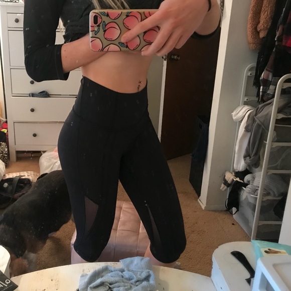 NWOT Mesh crop legging - Picture 2 of 5